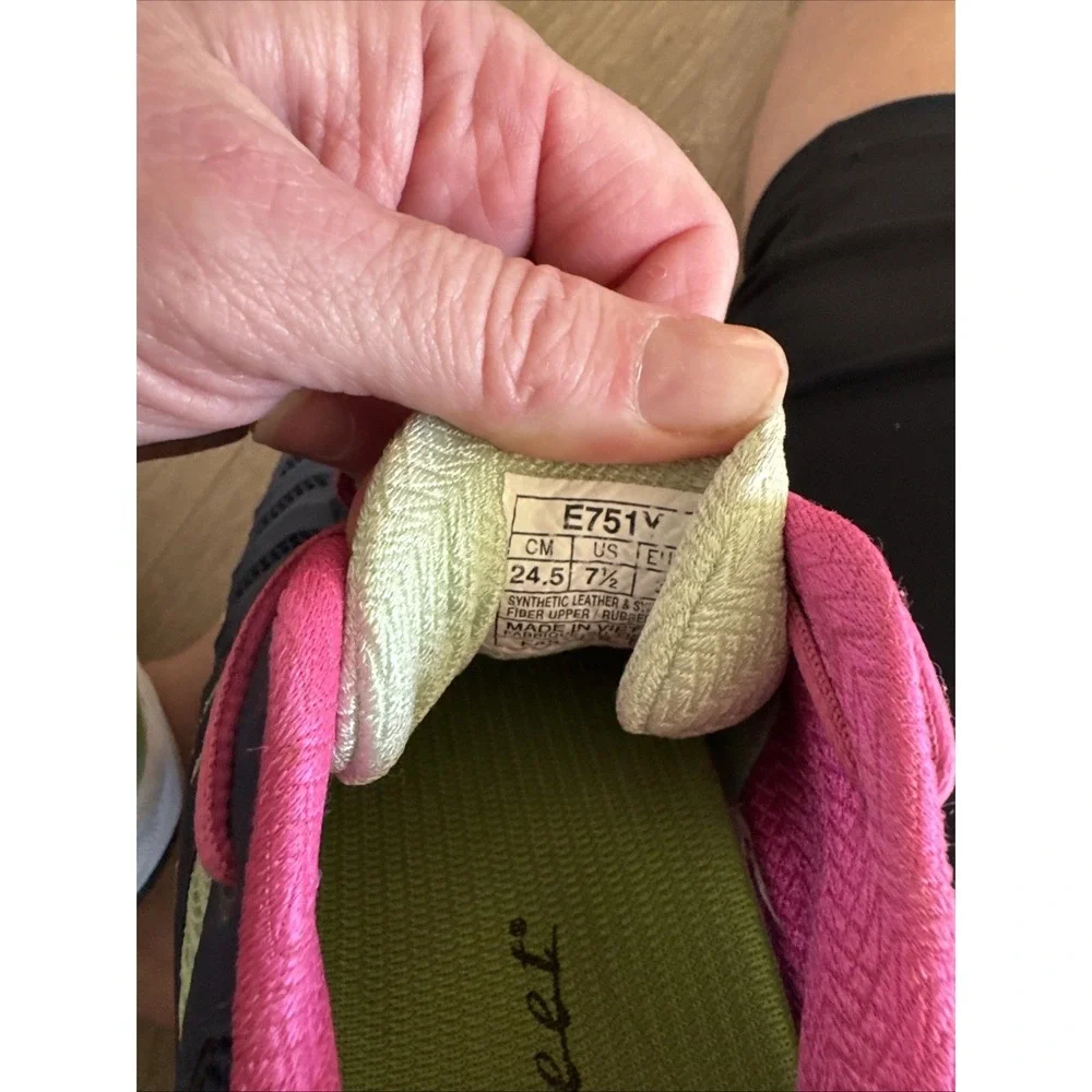 ASICS Gel Resolution Tennis Pickleball Shoe Women's Purple Pink F4512166